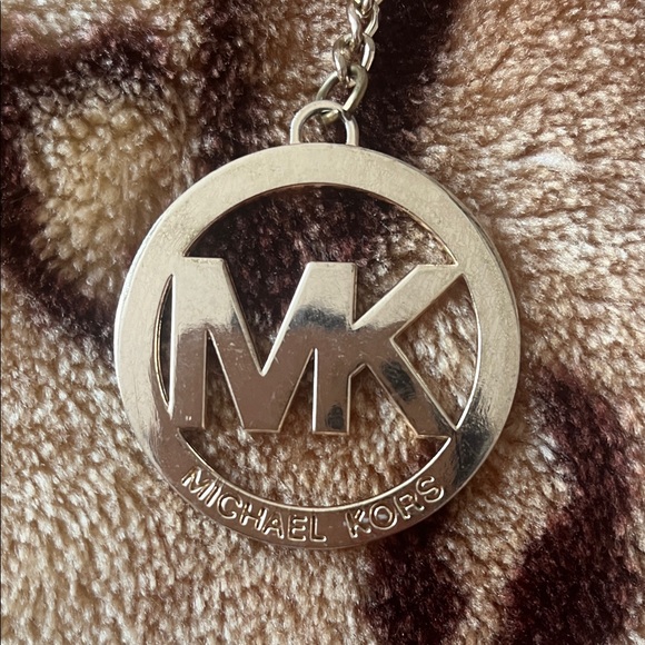 Michael Kors Gold Logo Keychain - Picture 3 of 5
